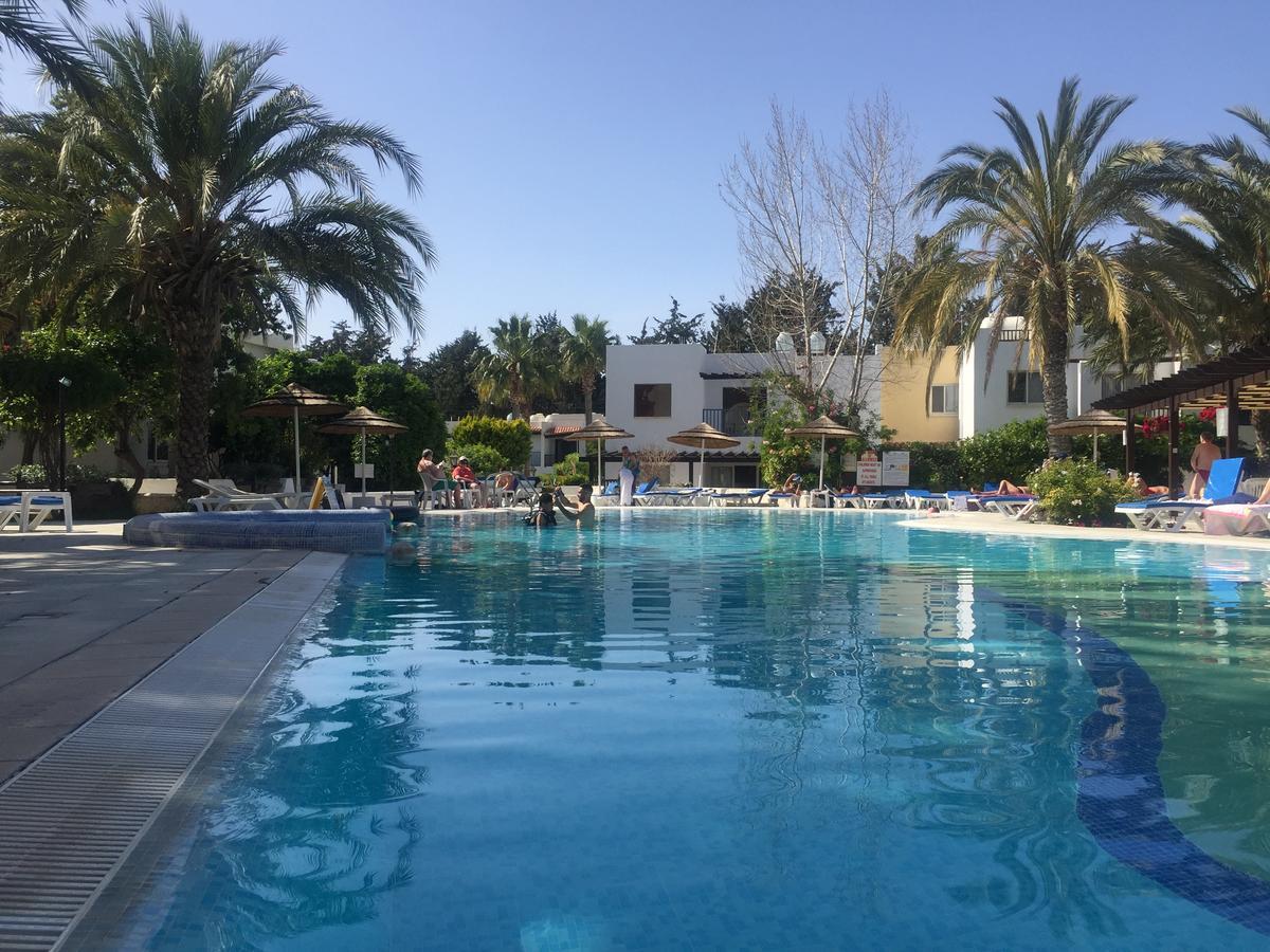 Paphos Gardens Apartment Kültér fotó