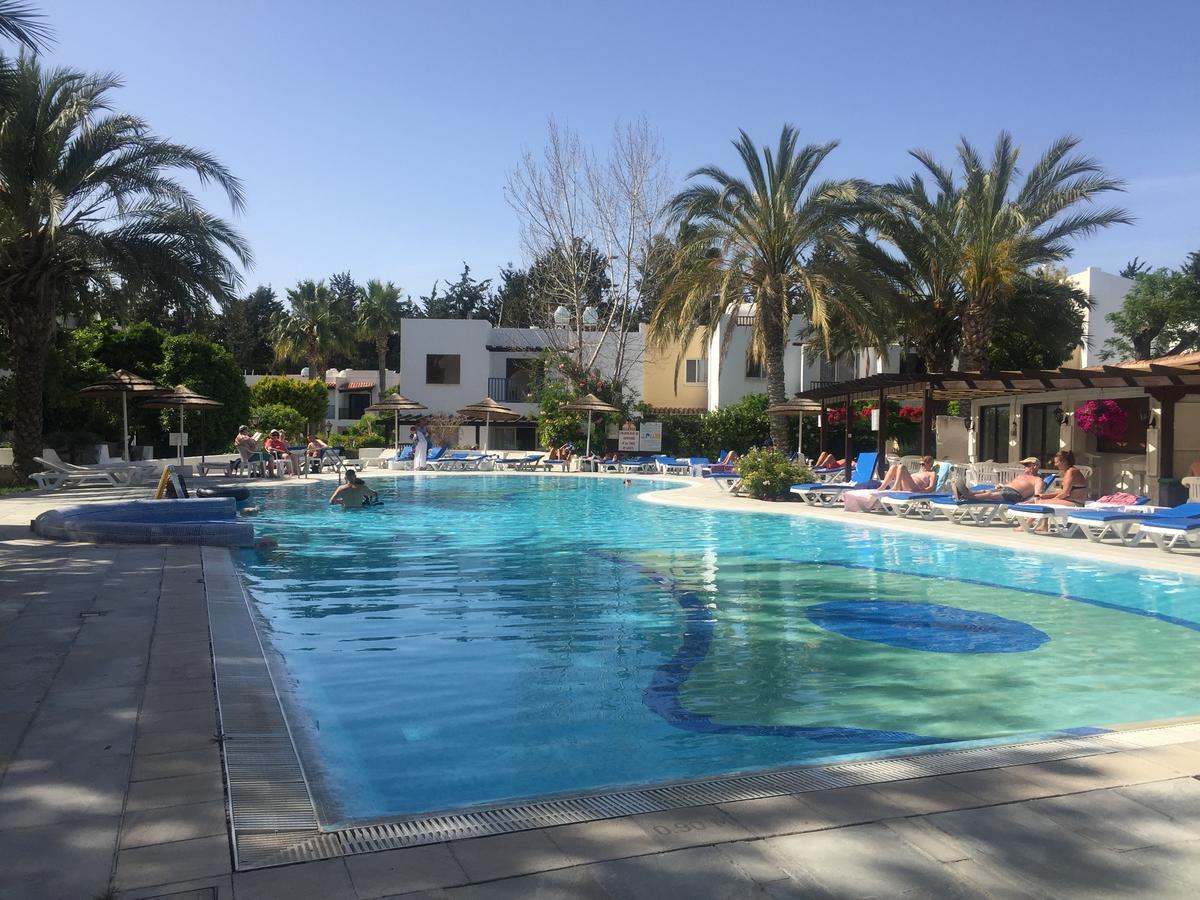 Paphos Gardens Apartment Kültér fotó